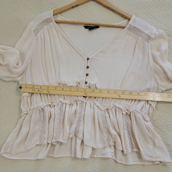 American Eagle Cream Womens Top Size Large Boho Cottage Ruffles Lace Long Sleeve - Picture 10 of 13